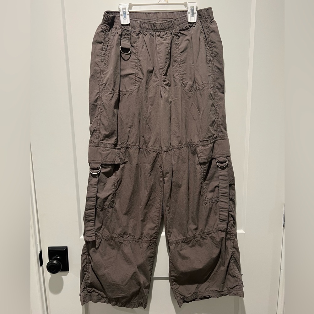Taupe Parachute pants size Medium